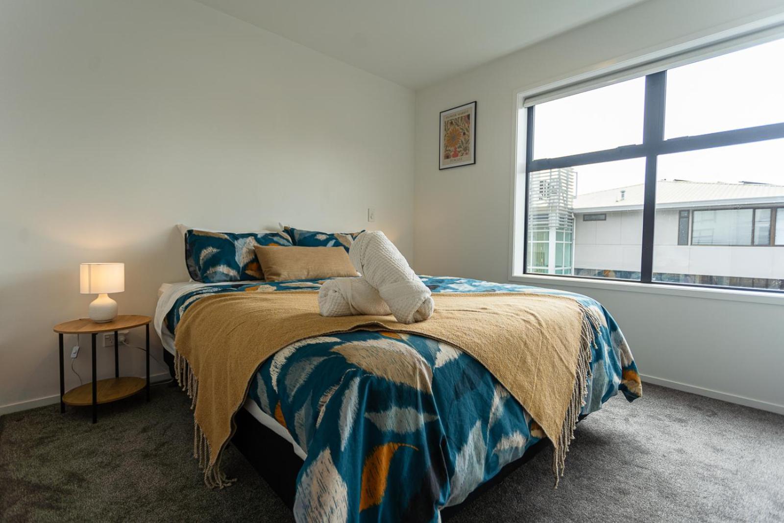 Modern 2 Bedroom Townhouse In Cbd With Parking! Sleeps 5 基督城 外观 照片